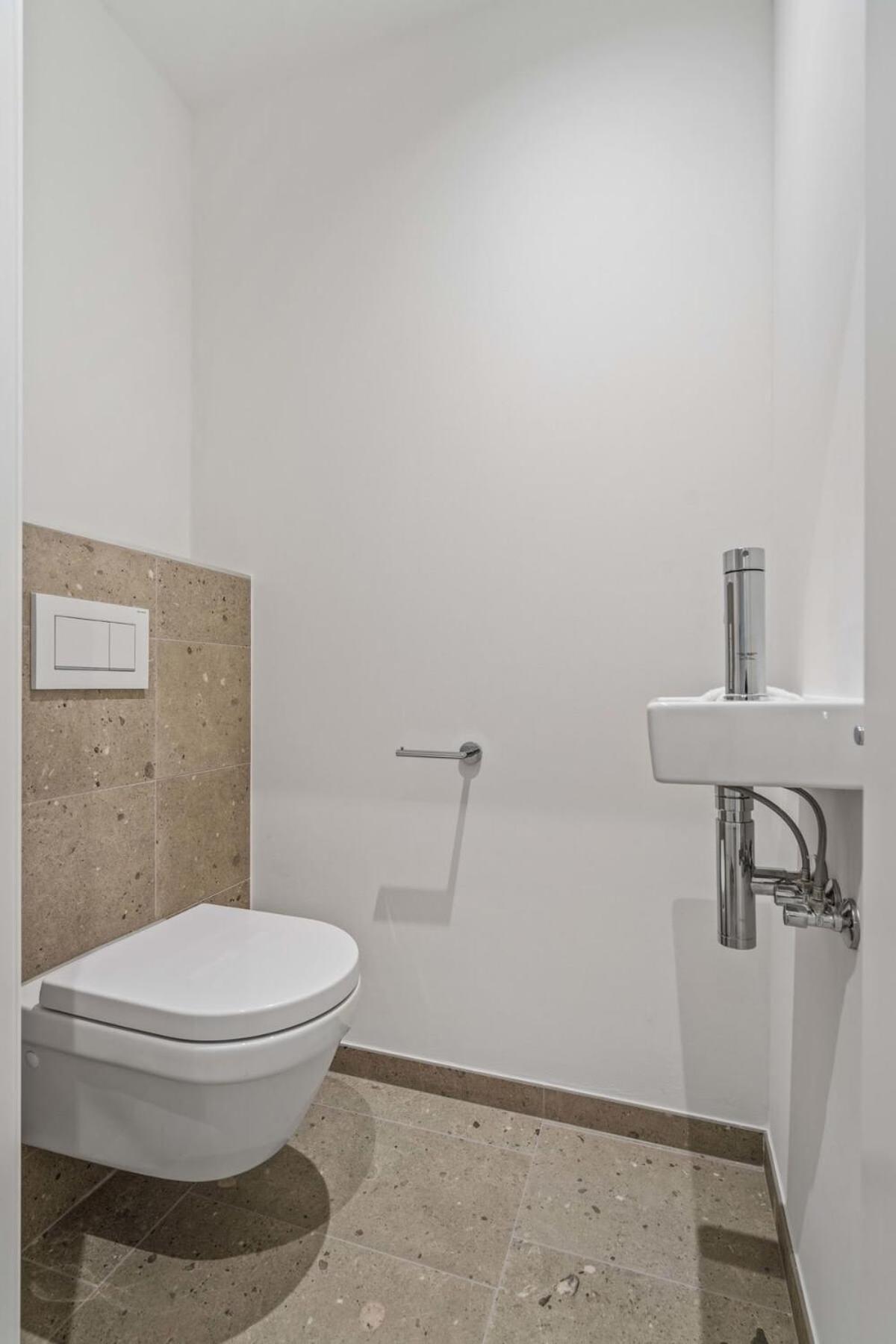 Апартаменты Luxurious 2Br Apt With Balcony In Люксембург Экстерьер фото